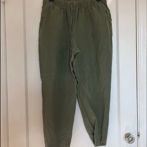 Joggers / Olive Green
